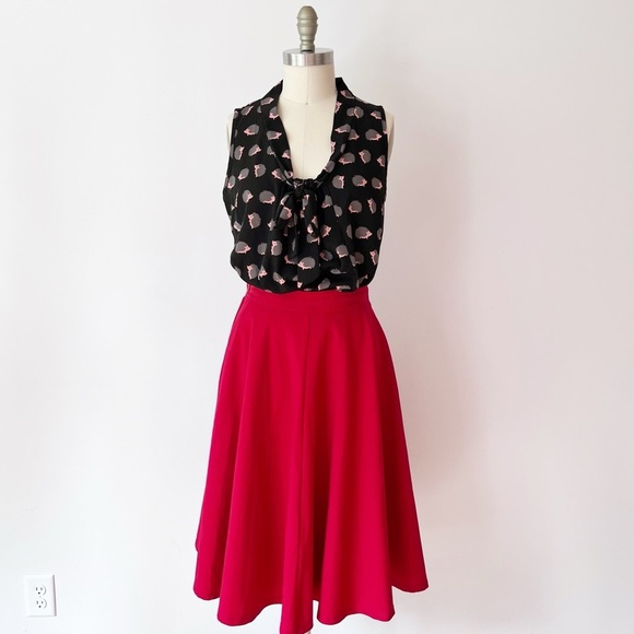 Modcloth Black Hedgehog Blouse, Tie Neck Draped Blouse, Office, Quirky Career - Picture 6 of 11